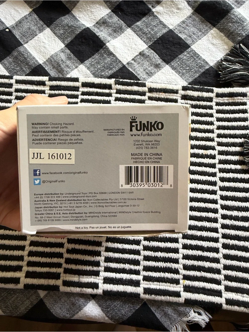 Funko pop Daenerys Targaryen Vinyl Figure - Blonde, Black, White - Picture 6 of 6